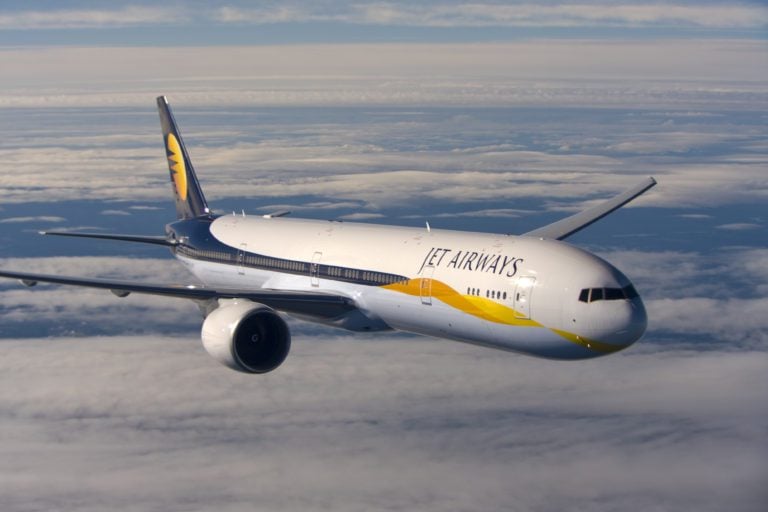 B777 4