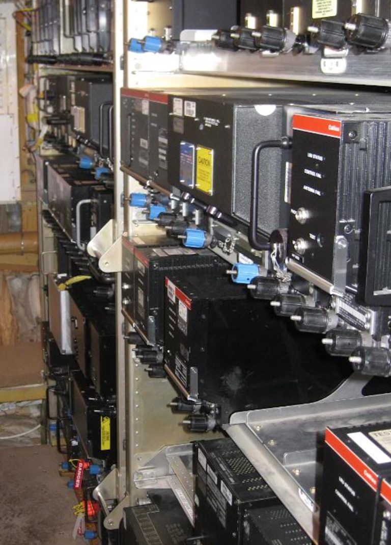 Avionics Bay 777