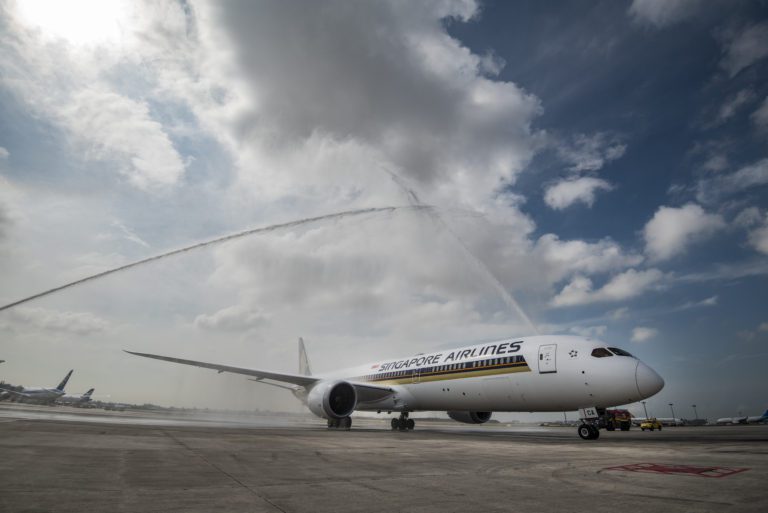 Boeing787 10 Singapore