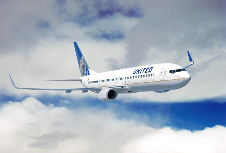 United Boeing737900ER