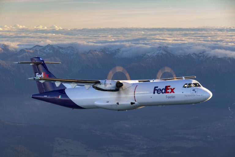 FedEX ATR 72 600F Air to Air PEL 0026 2000x1333 1