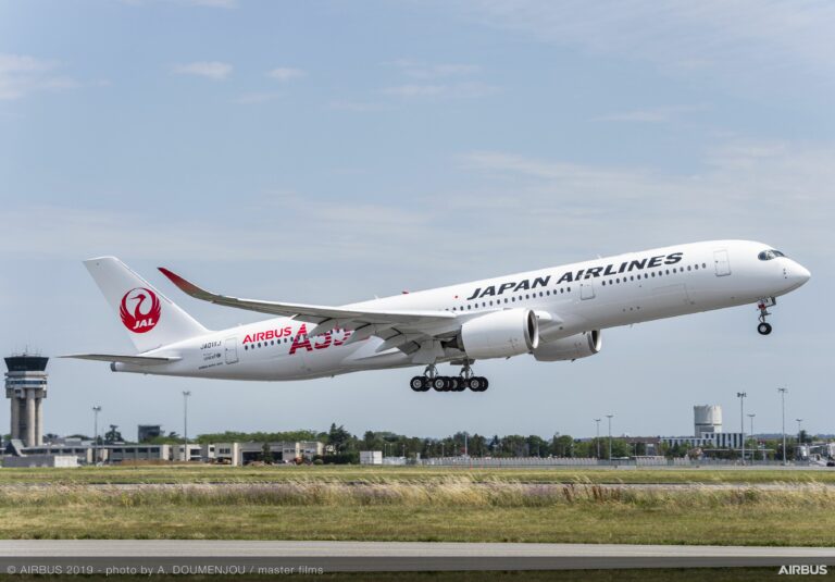 Delivery of Japan Airlines first A350 XWB scaled