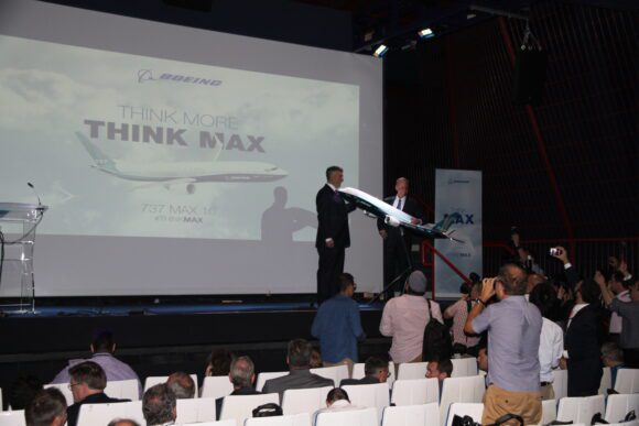 Boeing MAX 10 launch Paris Airshow 2017