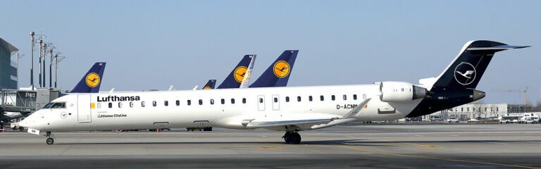 csm CRJ900 NewLivery  9  dea0d21de6