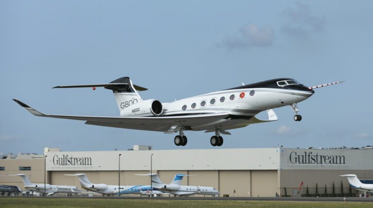 G800 First Flight