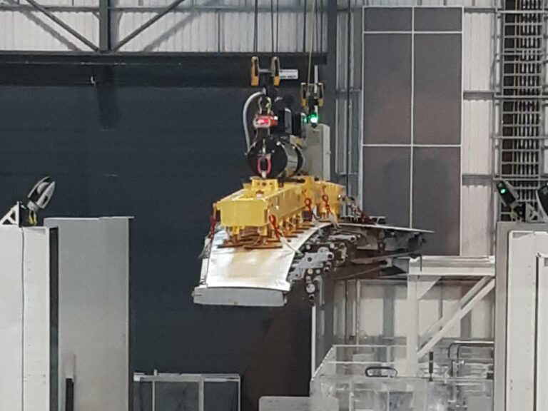 wing scaled