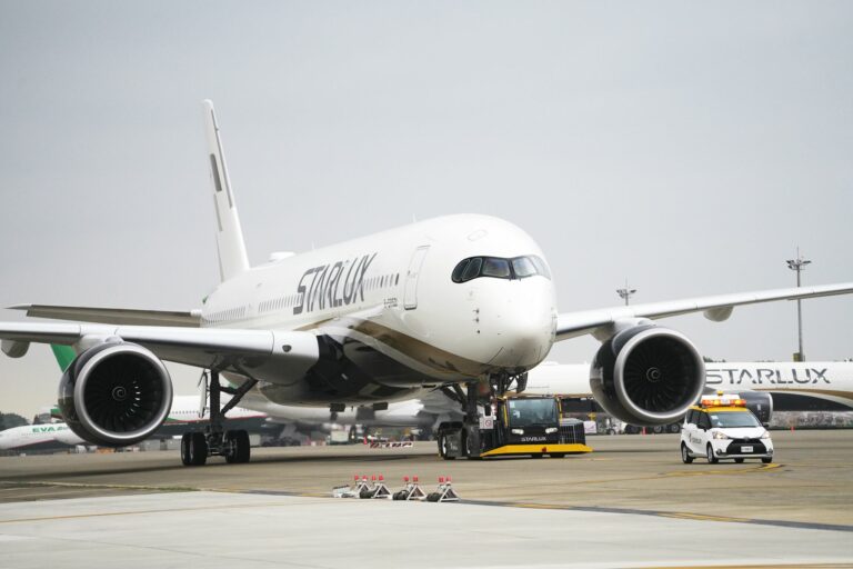 Airbus A350 900 Starlux
