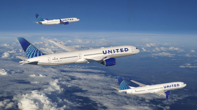 Boeing and United Airlines Order scaled