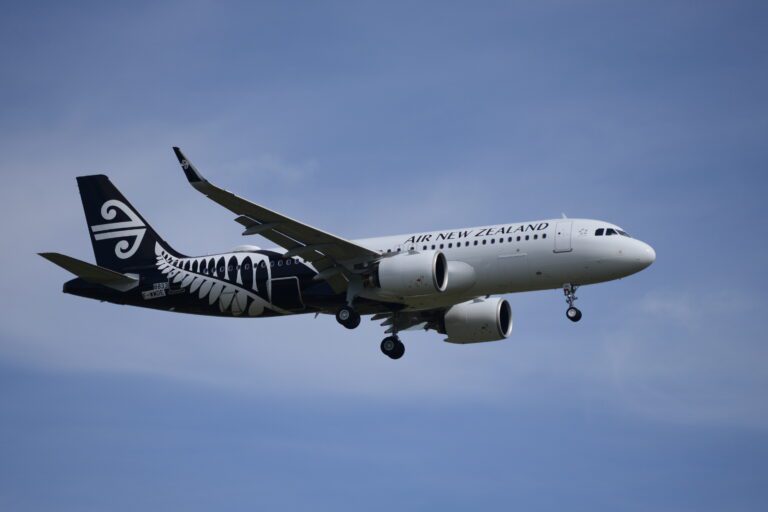 A320neo Air New Zealand MSN8833 First flight scaled
