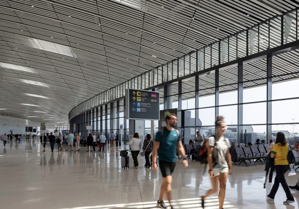 Airlines curtail winter schedules amid economic concerns | schedules