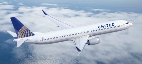 United Airlines Boeing 737-900 |    United