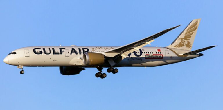 787