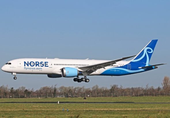 Norse Boeing 787 9 landing