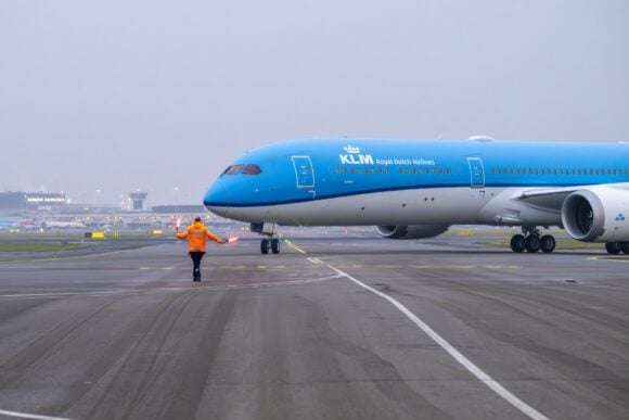 KLM_Boeing787-10