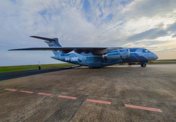 KC 390