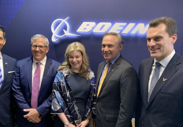 Boeing Brad McMullen, Stephanie Pope, Kelly Ortberg (2nd right) Farnborough 2026
