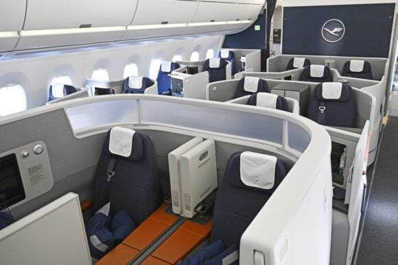 Lufthansa Airbus A350-900 Allegris